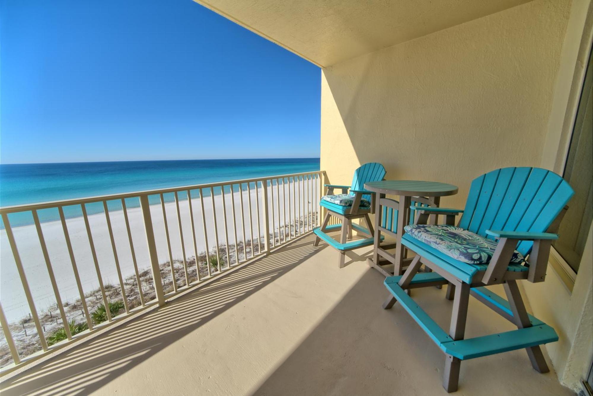 Oceanfront Paradise With Pool Access - 0606 Apartment *