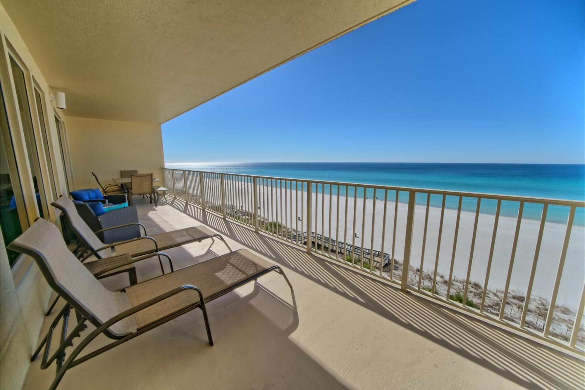 Oceanfront Paradise With Pool Access - 0606 Apartment Panama City Beach