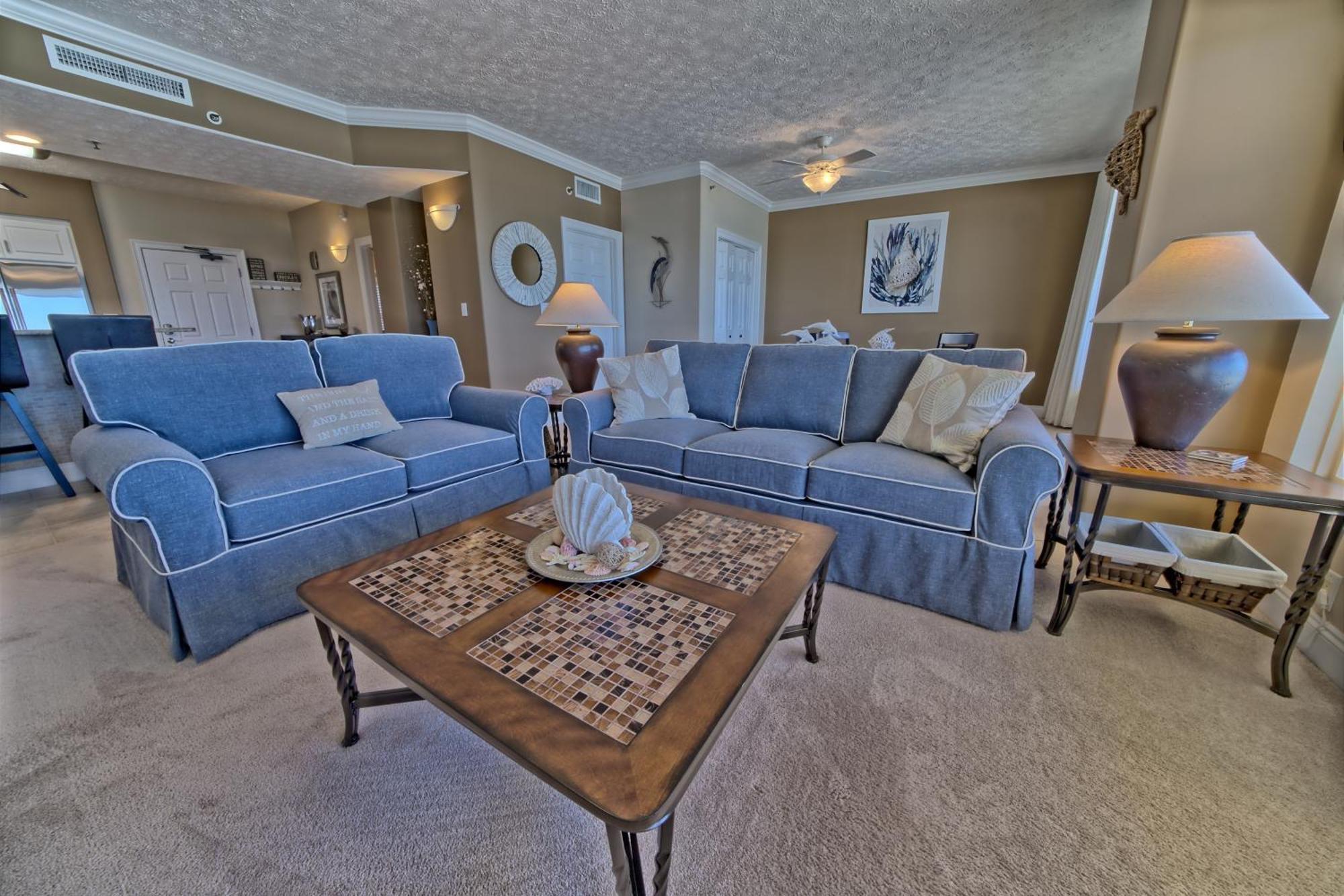 Oceanfront Paradise With Pool Access - 0606 Apartment *