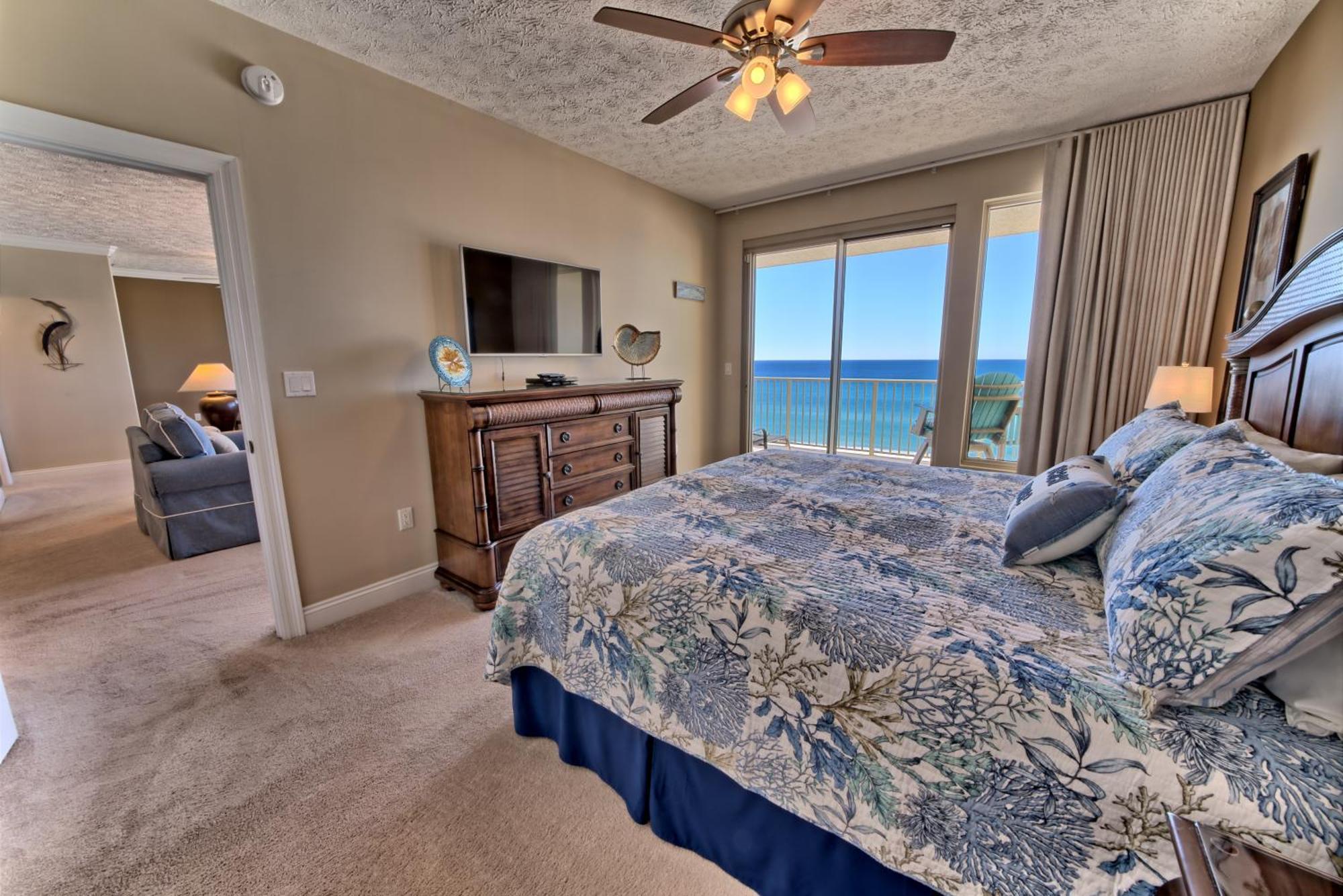Oceanfront Paradise With Pool Access - 0606 Apartment