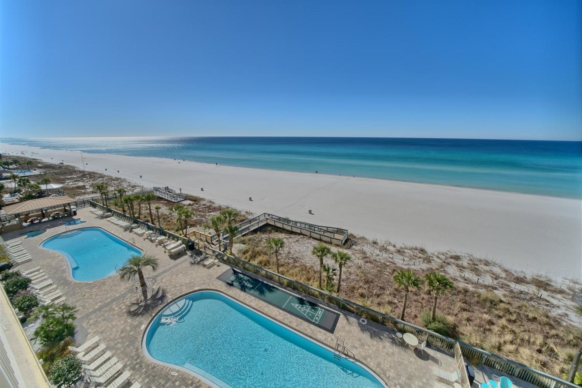 Oceanfront Paradise With Pool Access - 0606 Apartment