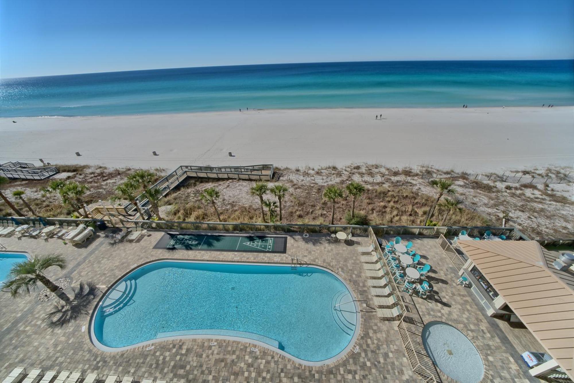 Oceanfront Paradise With Pool Access - 0606 Apartment